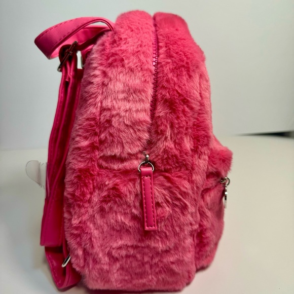 NWT. Disney’s Fluffy mini Backpack. Toy Story Lotso pink furry backpack - Picture 8 of 15